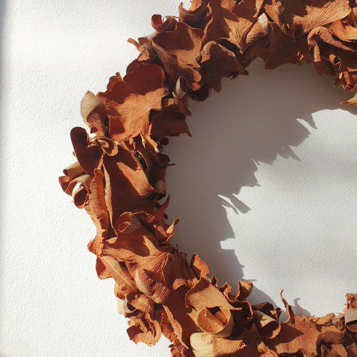 Coco ruffles wreath for home decoration